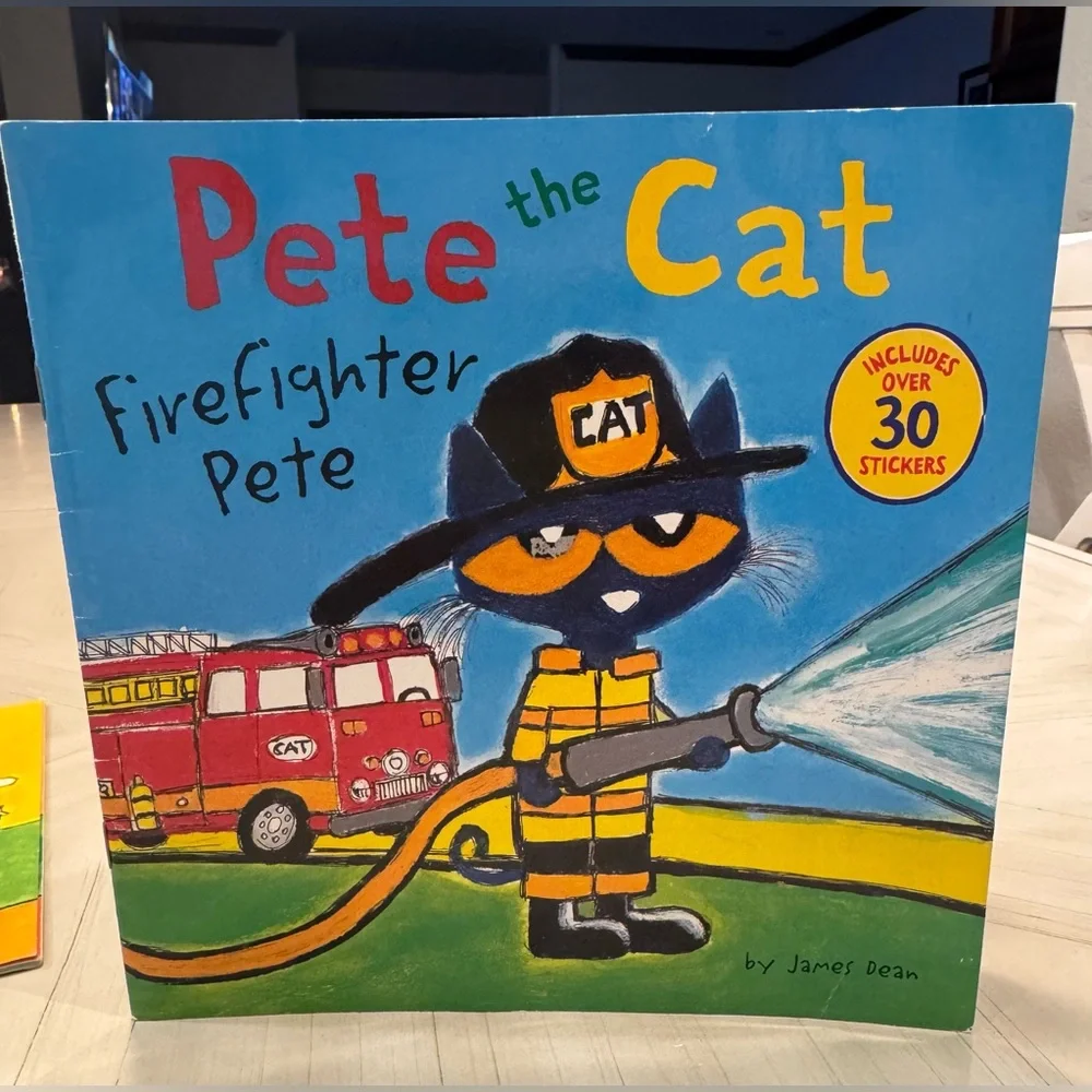 Pete the Cat Paperback Book Bundle – Firefighter Pete & Robo-Pete
